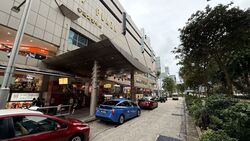 Lucky Plaza (D9), Retail #476281481